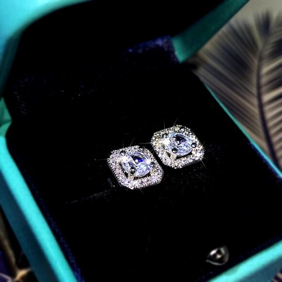 🆕 Small Square 0.65 Carat Halo Diamond Earring Studs, 925 Sterling Silver 🆕 - Picture 6 of 6